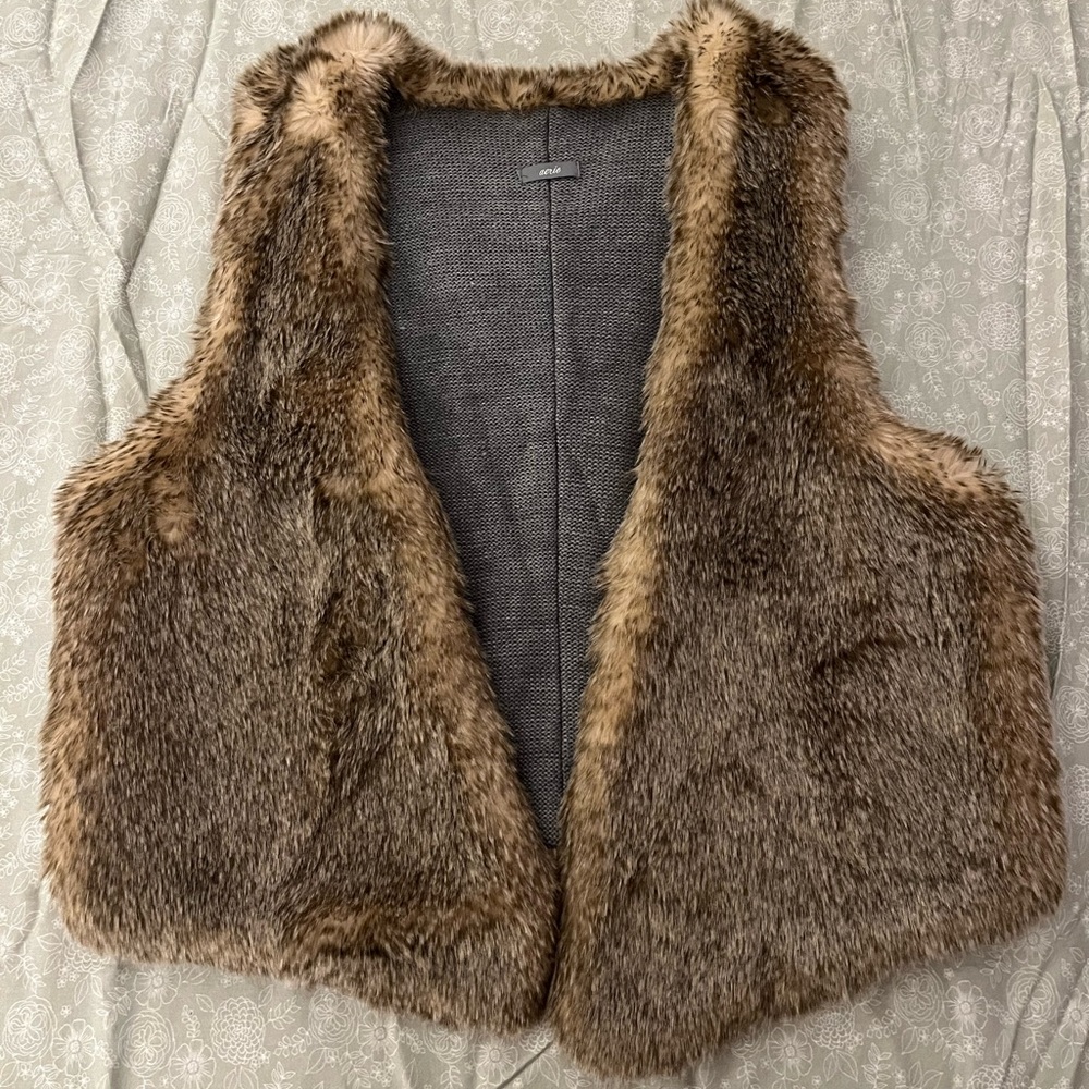 Aerie Faux Fur Vest